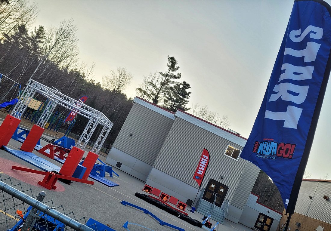 Parcours en stations | 123 Ninja Go | Parcours d'obstacles mobiles | Écoles • Camps • Festivals | Kompra Bootcamp