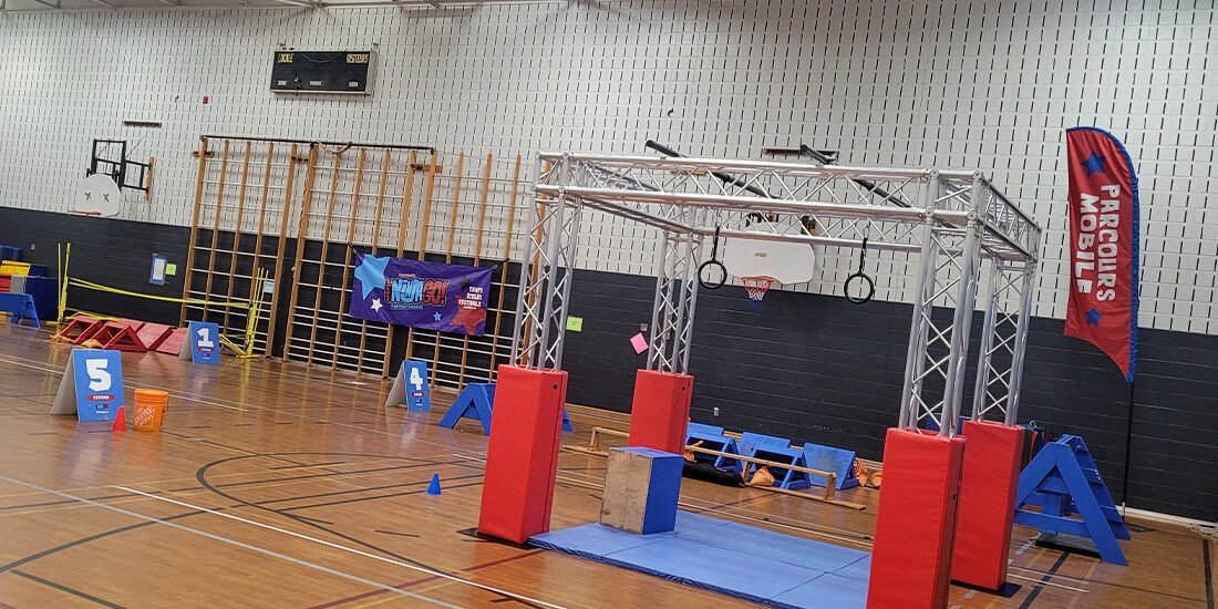 Ninja Warrior" course in a gymnasium | 123 Ninja Go | Mobile obstacle courses | Schools - Camps - Festivals | Kompra Bootcamp