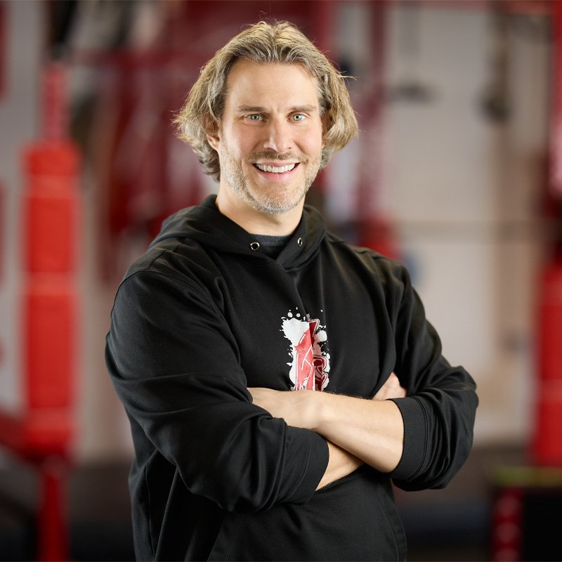 Sensei Pascal Déry • Entraîneur-chef | Kompra Bootcamp • Sainte-Julie | Entrainement de groupe • Obstacles | Ninja • OCR