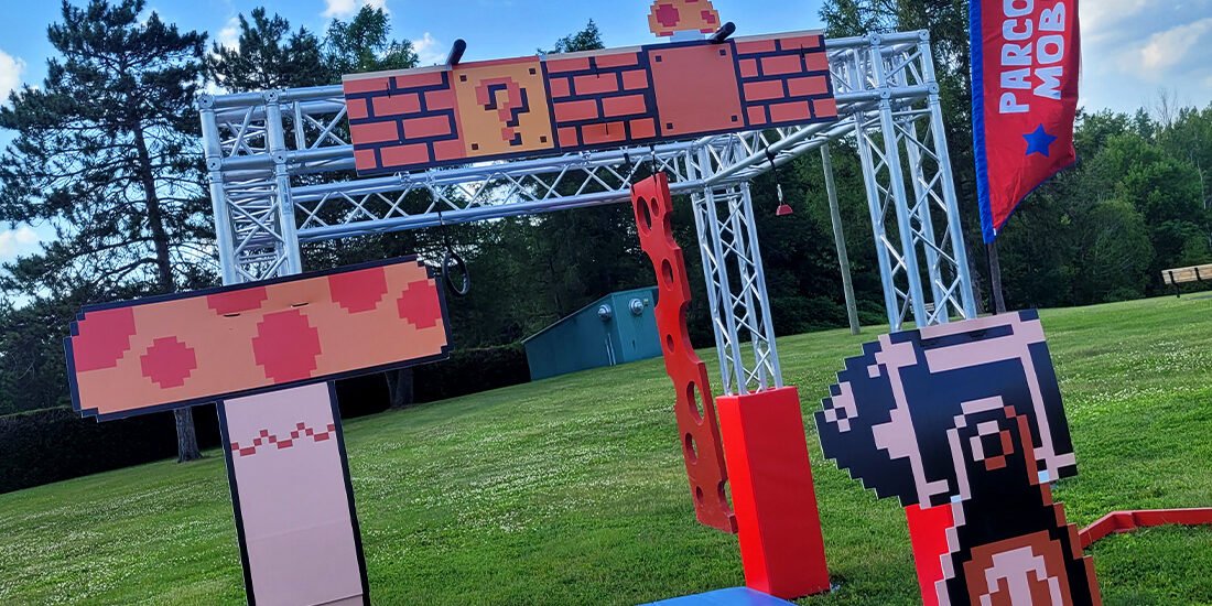 Super Mario Bros. course | 123 Ninja Go - Mobile obstacle course | Schools - Festivals - Camp | Ninja Warrior - OCR