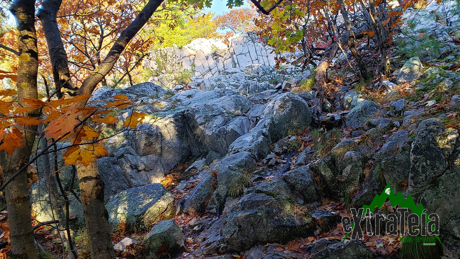 The Crack | Guide de randonnée • Hiking guide | Blogue • Blog | eXtrateia • Ruck Club et randonnée | Kompra Bootcamp • Sainte-Julie